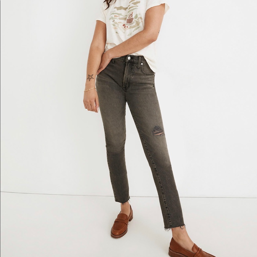 NWT Madewell Perfect Vintage Jean in Cosner wash: Knee rip edition size 28